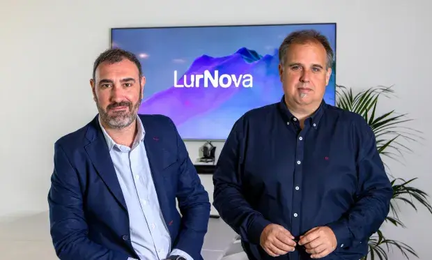 Gaizka Menchaca y Rodrigo Martínez, promotores de Lurnova